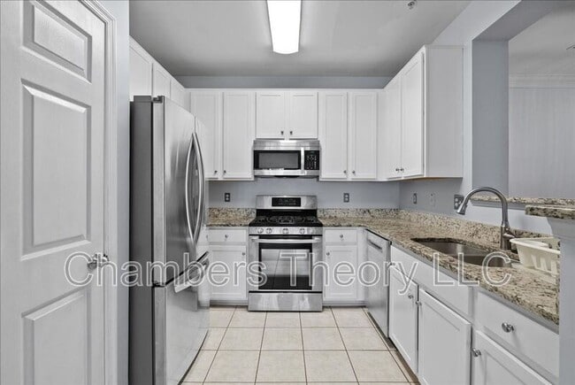 4852 Eisenhower Ave in Alexandria, VA - Building Photo - Building Photo