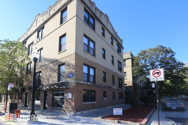 705 W Brompton Ave, Unit A06C