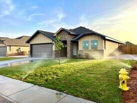 2606 S County Rd in Midland, TX - Building Photo