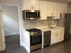 24 Clearway St, Unit 7 in Boston, MA - Building Photo
