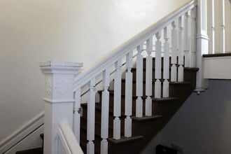 403 W 9th St in Erie, PA - Foto de edificio - Interior Photo