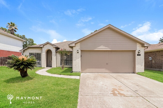 property at 3015 Quail Run Dr