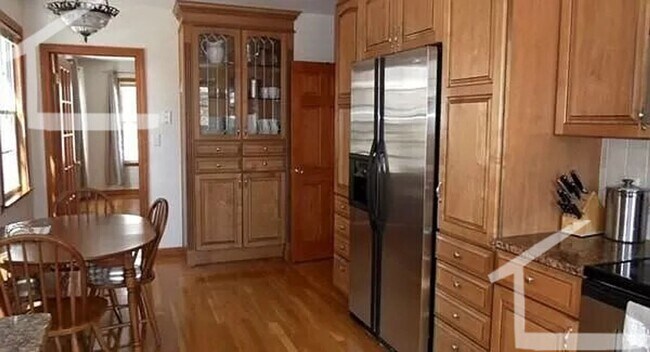 58 Rawson Rd in Brookline, MA - Building Photo - Building Photo