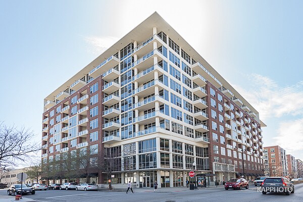 property at 901 W Madison St