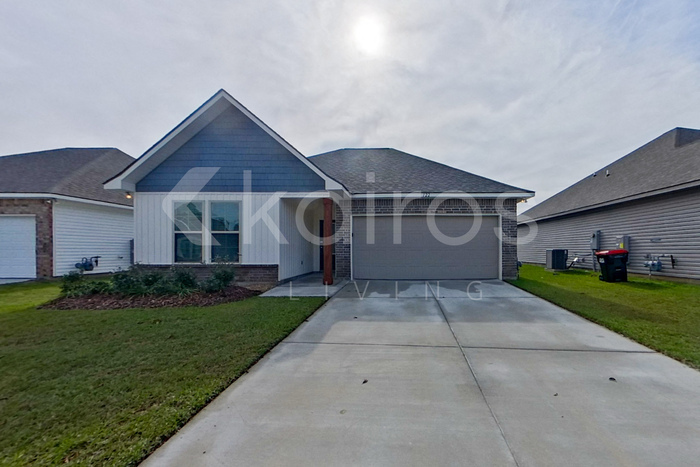 122 Salvat Dr in Lafayette, LA - Building Photo