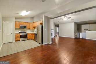 4481 Latchwood Dr in Stonecrest, GA - Building Photo - Building Photo