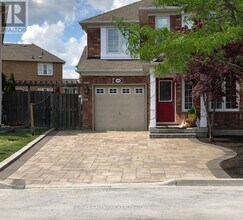 48 Millcar Dr in Toronto, ON - Building Photo - Building Photo