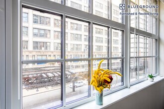 60 E Benton Pl-Unit -FL3-ID368 in Chicago, IL - Building Photo - Building Photo