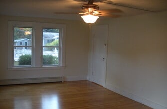 172 Saco Ave, Unit 7 in Old Orchard Beach, ME - Building Photo - Building Photo