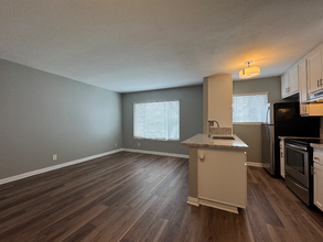 3780 Swift Ave in San Diego, CA - Building Photo - Building Photo