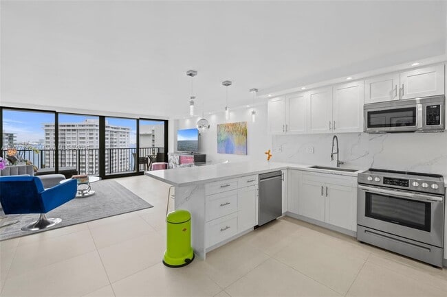 property at 1450 Brickell Bay Dr