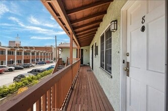 337 Lime Ave, Unit 8 in Long Beach, CA - Foto de edificio - Building Photo