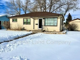 1425 Fetterman Dr in Laramie, WY - Building Photo