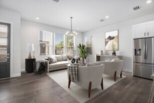 9573 Neuens Rd in Houston, TX - Building Photo