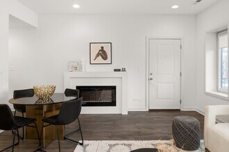 8469 Grand Ave in River Grove, IL - Foto de edificio - Building Photo
