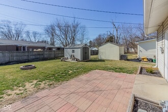 504 Mooreland Dr in Whiteland, IN - Building Photo - Building Photo