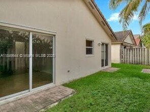 14159 SW 149th Ct in Miami, FL - Foto de edificio - Building Photo