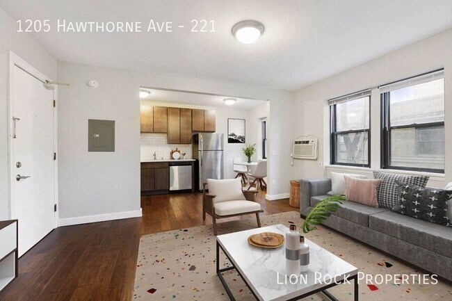 1205 Hawthorne Ave in Minneapolis, MN - Building Photo - Building Photo