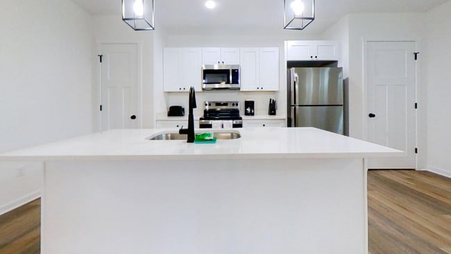 0 Finley Way in South Beloit, IL - Foto de edificio - Building Photo