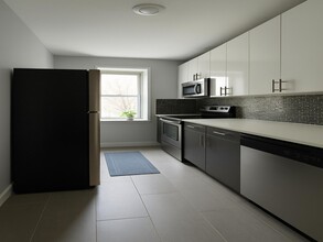 14 Thayer St in New York, NY - Building Photo - Building Photo