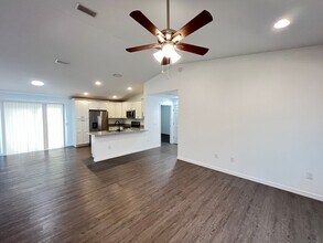 36 Malauka Loop Run Rd in Ocklawaha, FL - Building Photo - Building Photo