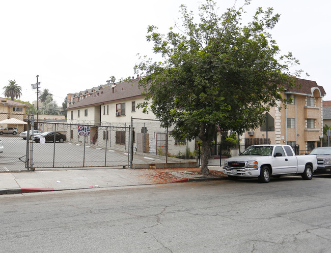 314 S Reno St in Los Angeles, CA - Building Photo - Building Photo