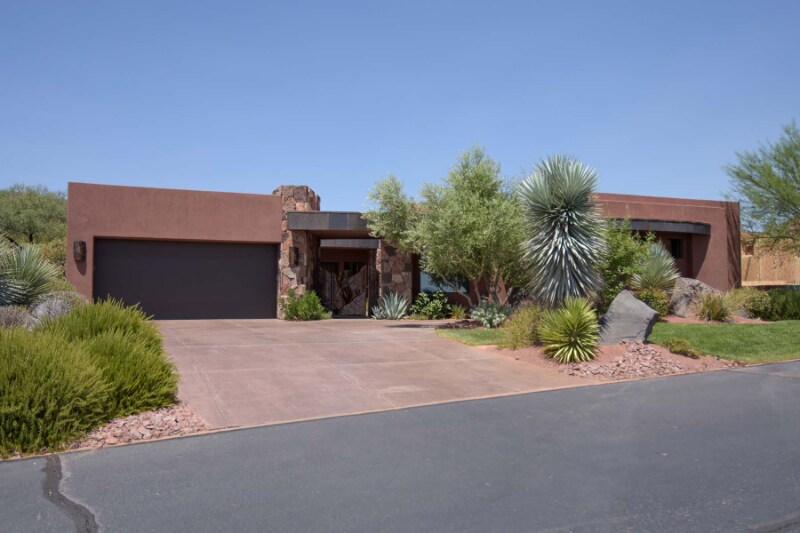 1500 Splitrock Dr in Ivins, UT - Building Photo