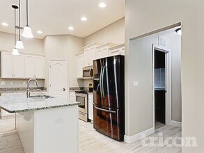 4003 Augustine Rd in Spring Hill, FL - Building Photo - Building Photo