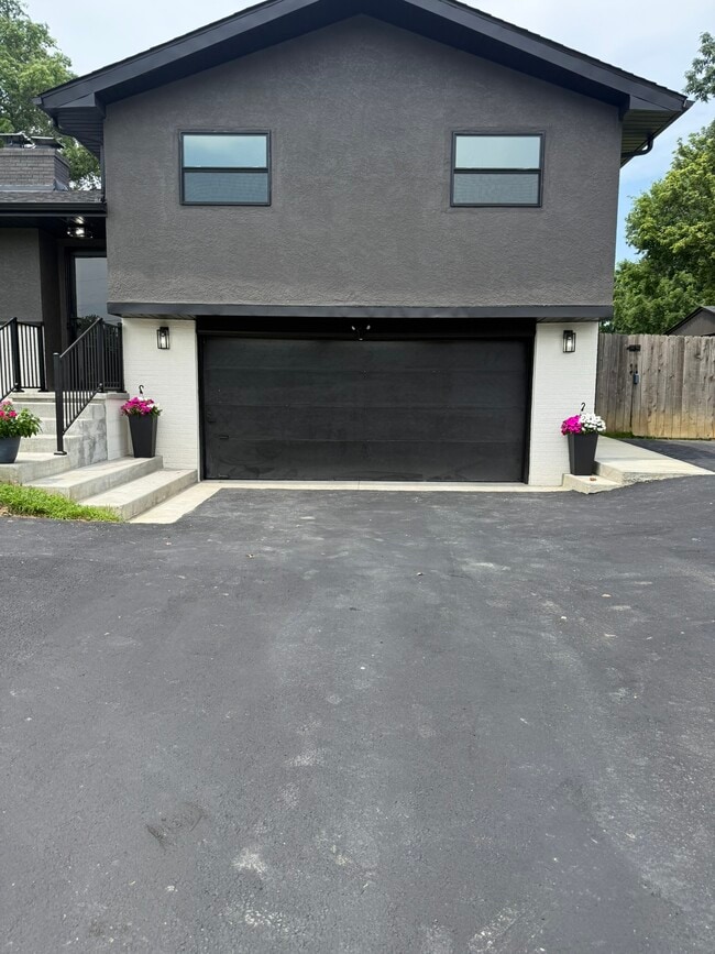 property at 7404 Worthington Rd