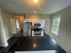 51 Arlington St in Worcester, MA - Building Photo - Building Photo