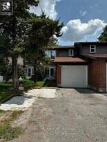 37 Middleton Ct in Markham, ON - Building Photo