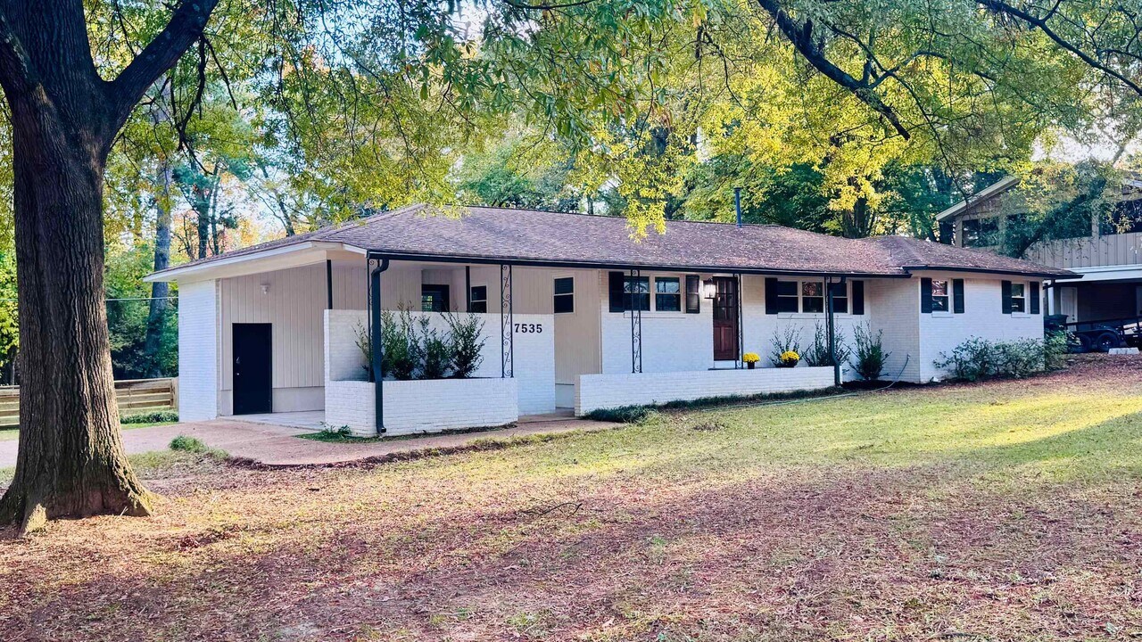 7535 Parker Cir in Germantown, TN - Building Photo