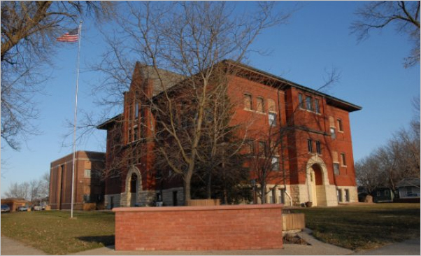 Lincoln Apartments LLC in Austin, MN - Foto de edificio