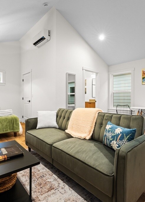 property at 3518 W Anderson St