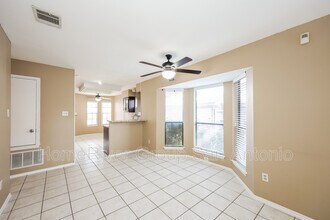 6455 Brookway Dr in San Antonio, TX - Building Photo - Building Photo