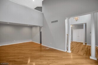 48 Loft Dr in Bridgewater, NJ - Building Photo - Building Photo