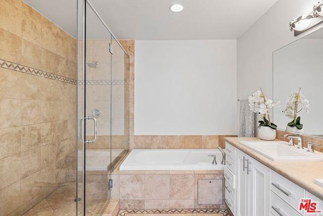 property at 123 S Clark Dr