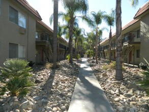 Twin Villas in Escondido, CA - Building Photo - Building Photo