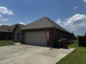 16901 Desmare St in Gulfport, MS - Building Photo - Building Photo