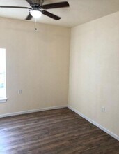 128 Handley St in San Antonio, TX - Building Photo - Building Photo
