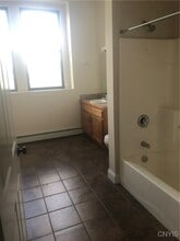 617 Hiawatha Blvd in Syracuse, NY - Building Photo - Building Photo