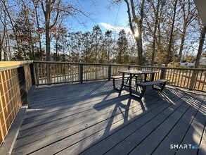 15 Oakwood Rd in East Lyme, CT - Building Photo - Building Photo