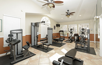 Sovereignty at Winter Park Apartments in Winter Park, FL - Building Photo - Interior Photo