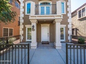 1628 E Canyon Creek Dr in Gilbert, AZ - Building Photo