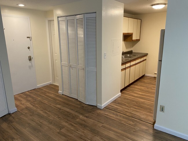5 Nabby Rd, Unit B147 in Danbury, CT - Building Photo - Building Photo