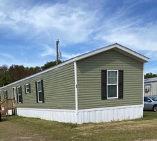89 Lyons Ln in Tarboro, NC - Building Photo