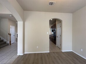 60 White Magnolia Cir in Lakeway, TX - Building Photo - Building Photo