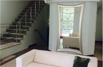 1051 Meridian Ave-Unit -1-A in Miami Beach, FL - Building Photo - Building Photo