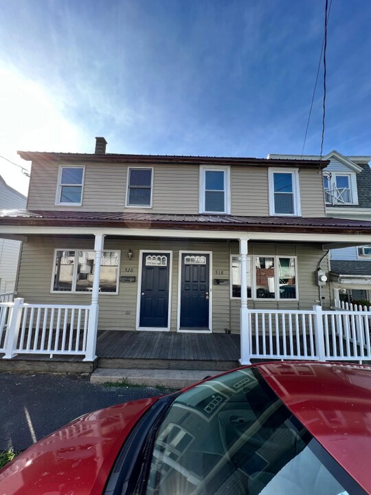 518 Lytle St in Minersville, PA - Building Photo