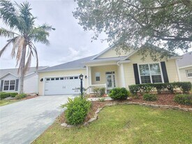 898 Moses Loop in the Villages, FL - Building Photo